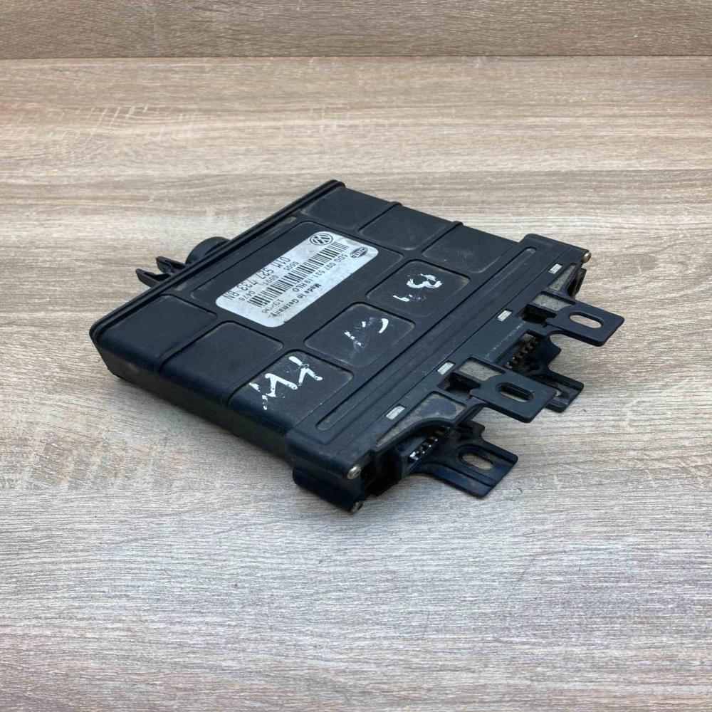 01M927733BN 5DG007531 19  Gearbox control unit/module Volkswagen Golf III