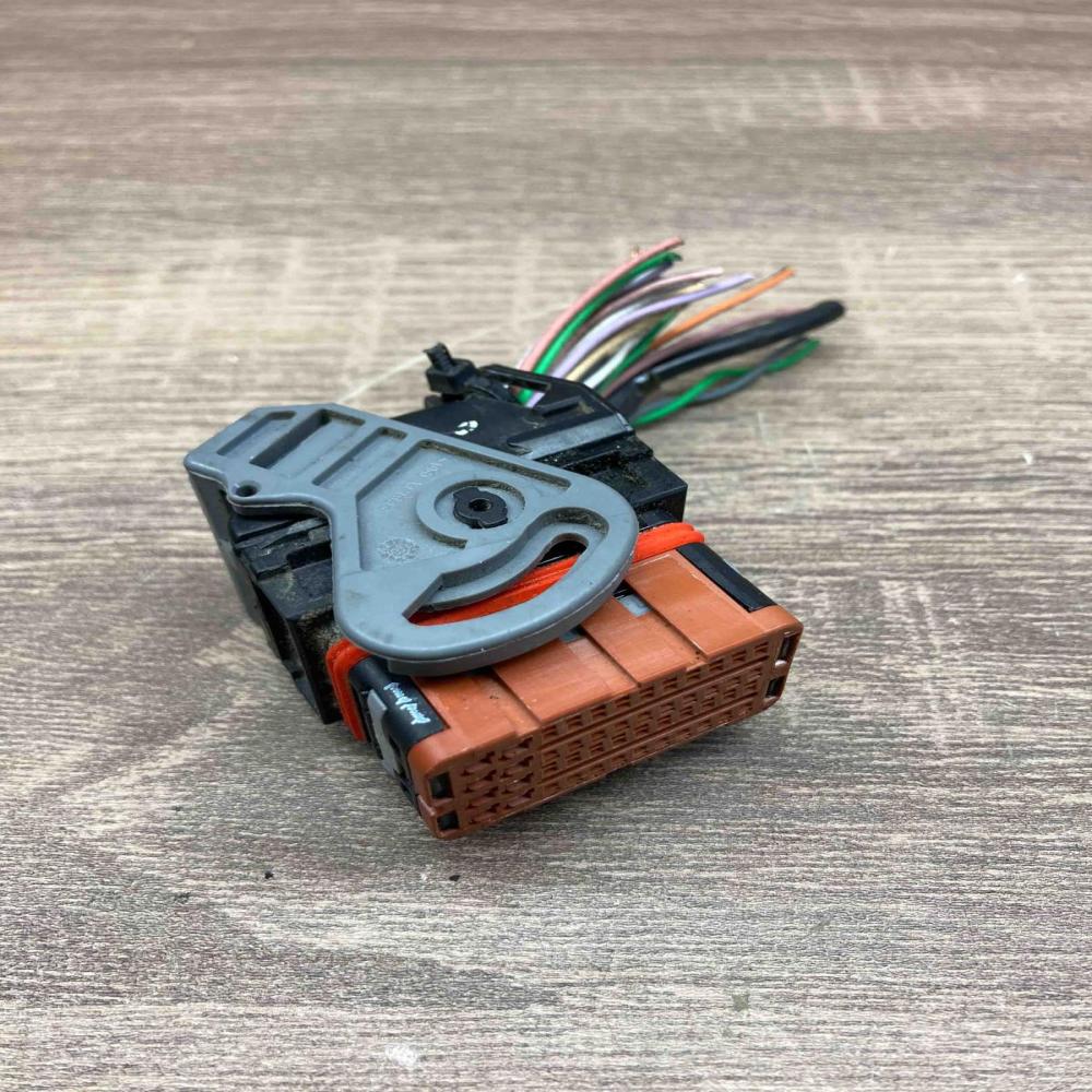 50200325609B   Plug wire Audi A6 S6 C5 4B