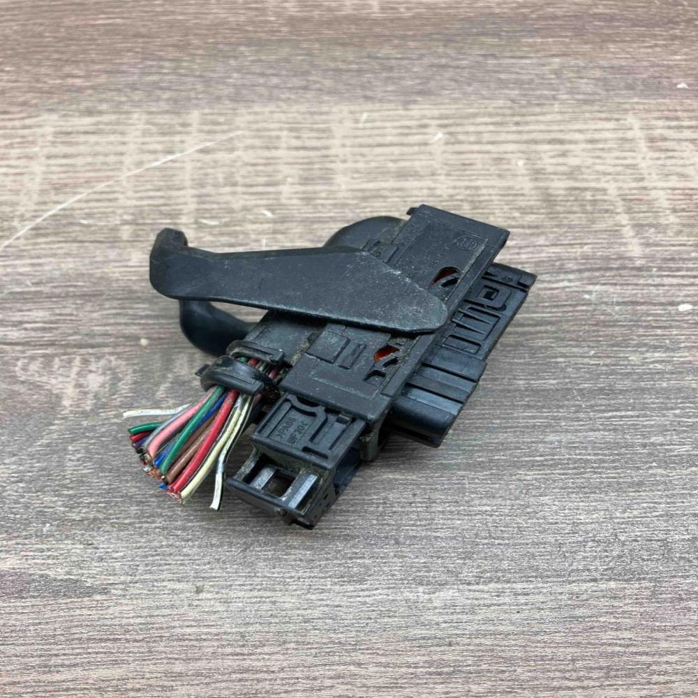 04957   Plug wire Saab 9-3 Ver1