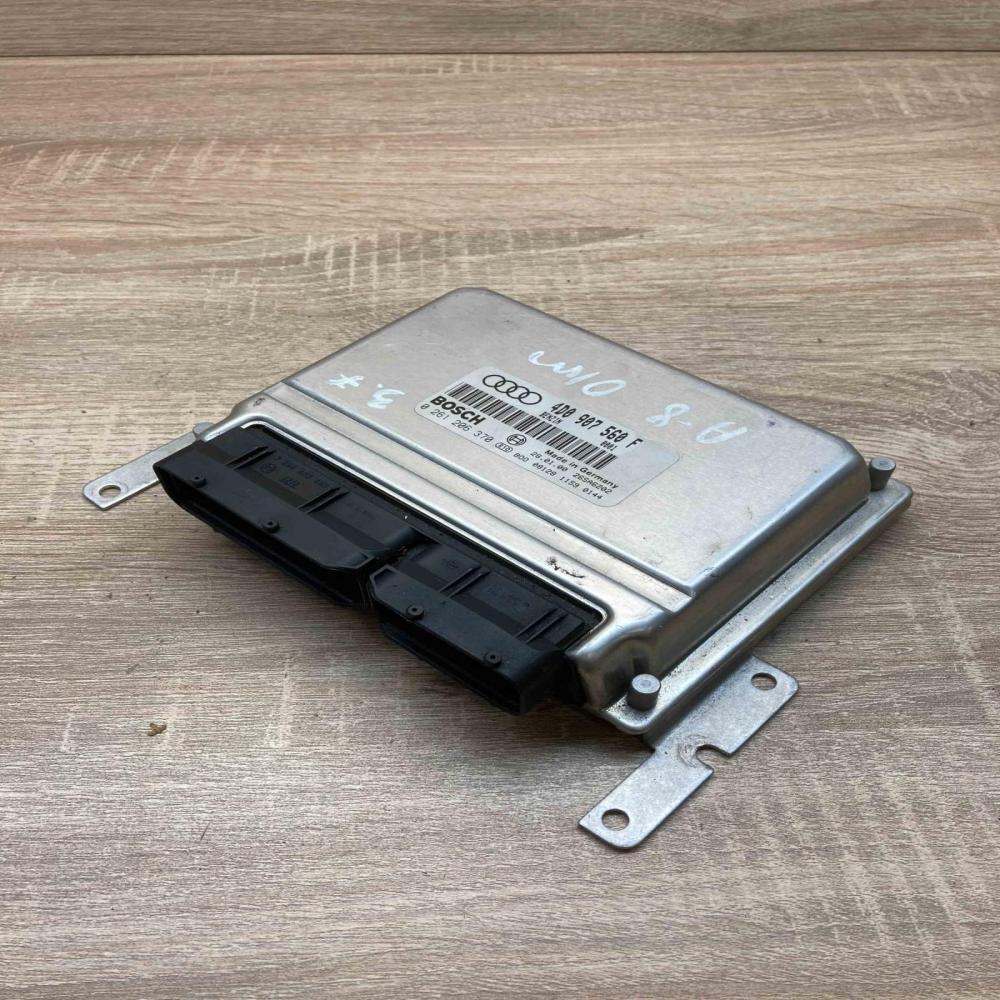 4D0907560F 0261206370  Engine control unit/module ECU Audi A8 S8 D3 4E
