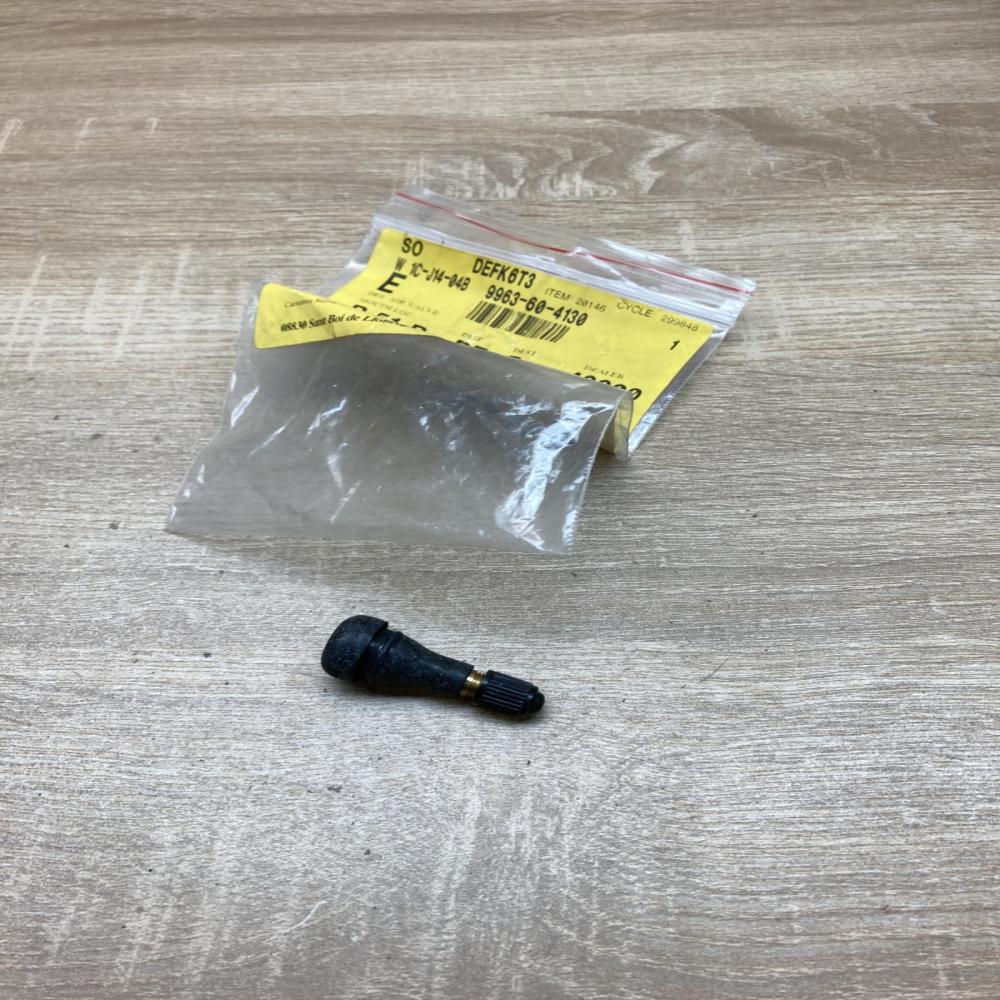 9963 60 4130   Nuts/bolts Ford Escort