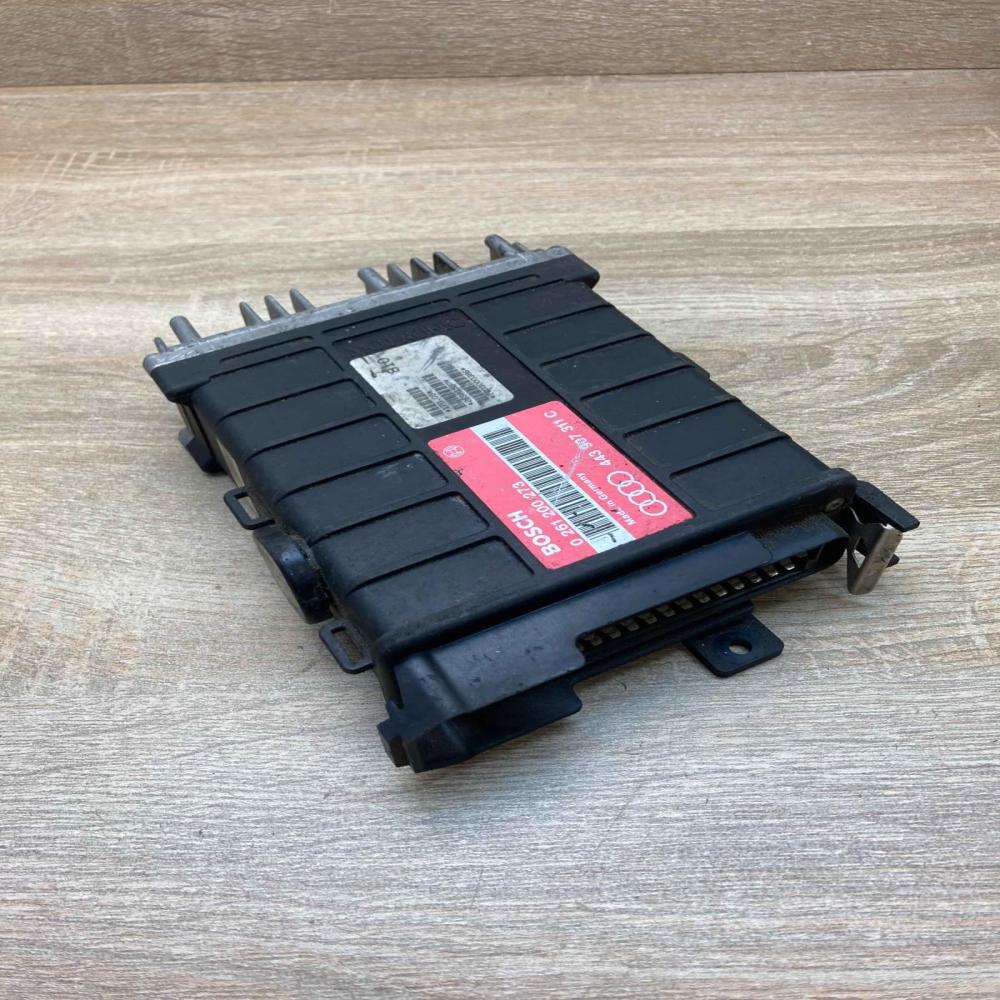 443907311C 0261200273  Engine control unit/module ECU Audi 80 90 S2 B4