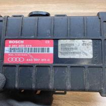 443907311C 0261200273  Engine control unit/module ECU Audi 80 90 S2 B4