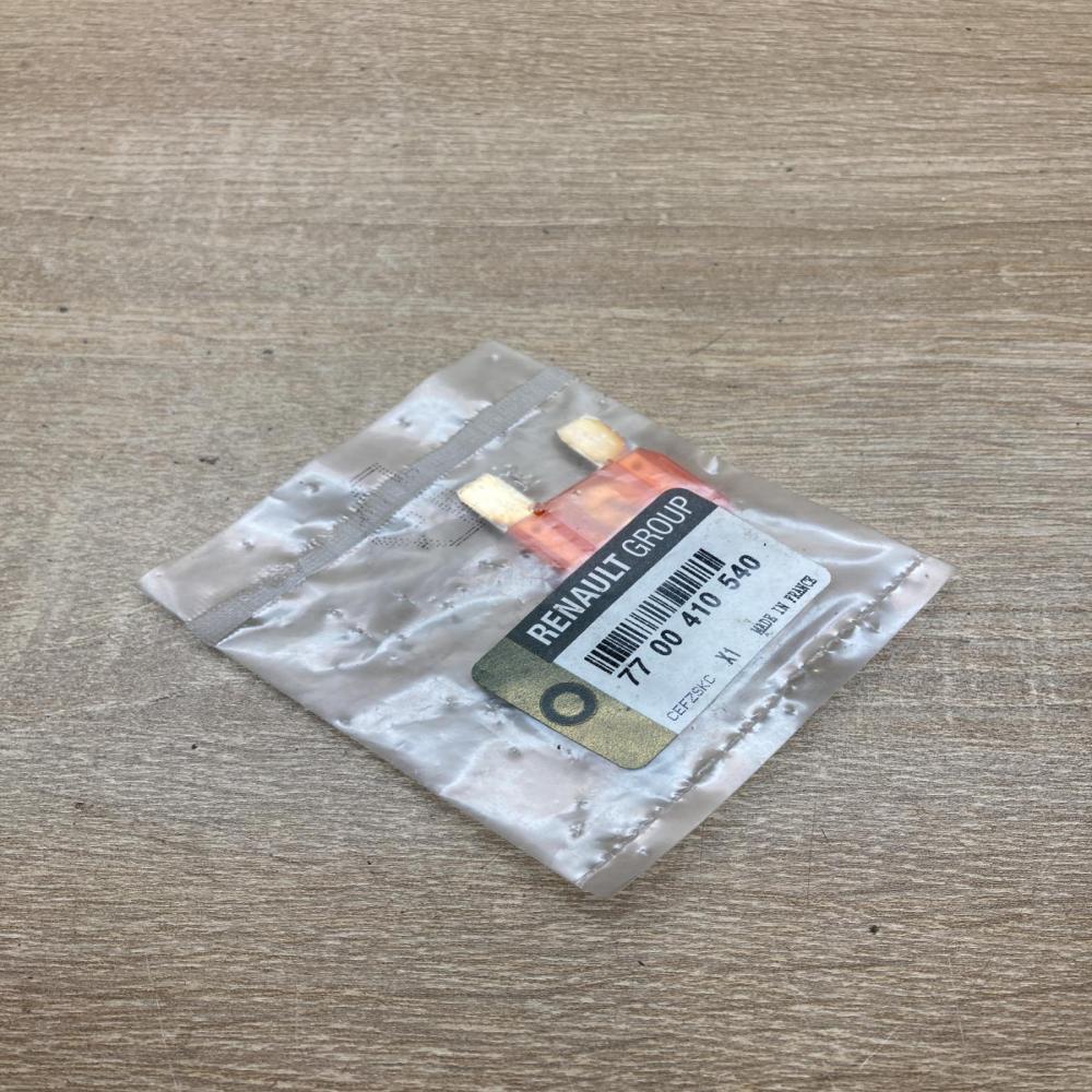 7700410540   Other relay Renault Megane II