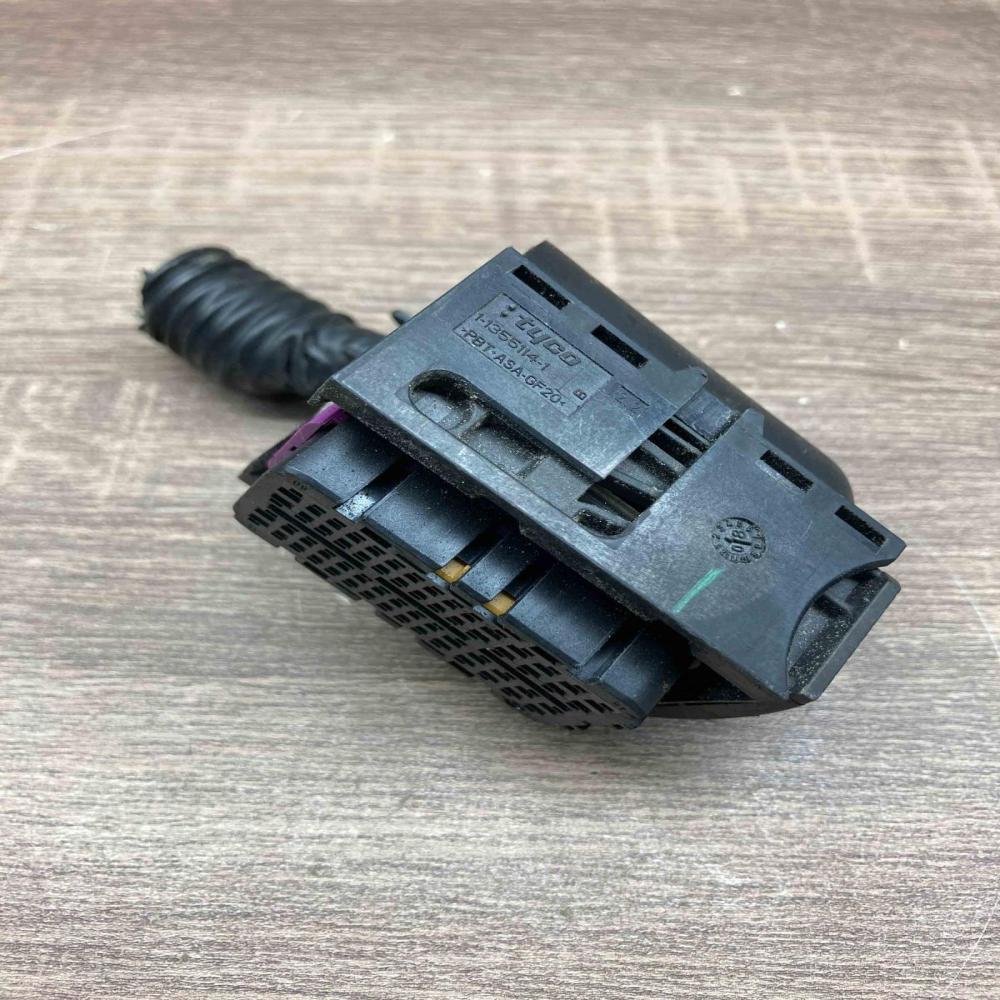 113551141 3B0906379B  Plug wire Volkswagen Transporter - Caravelle T5