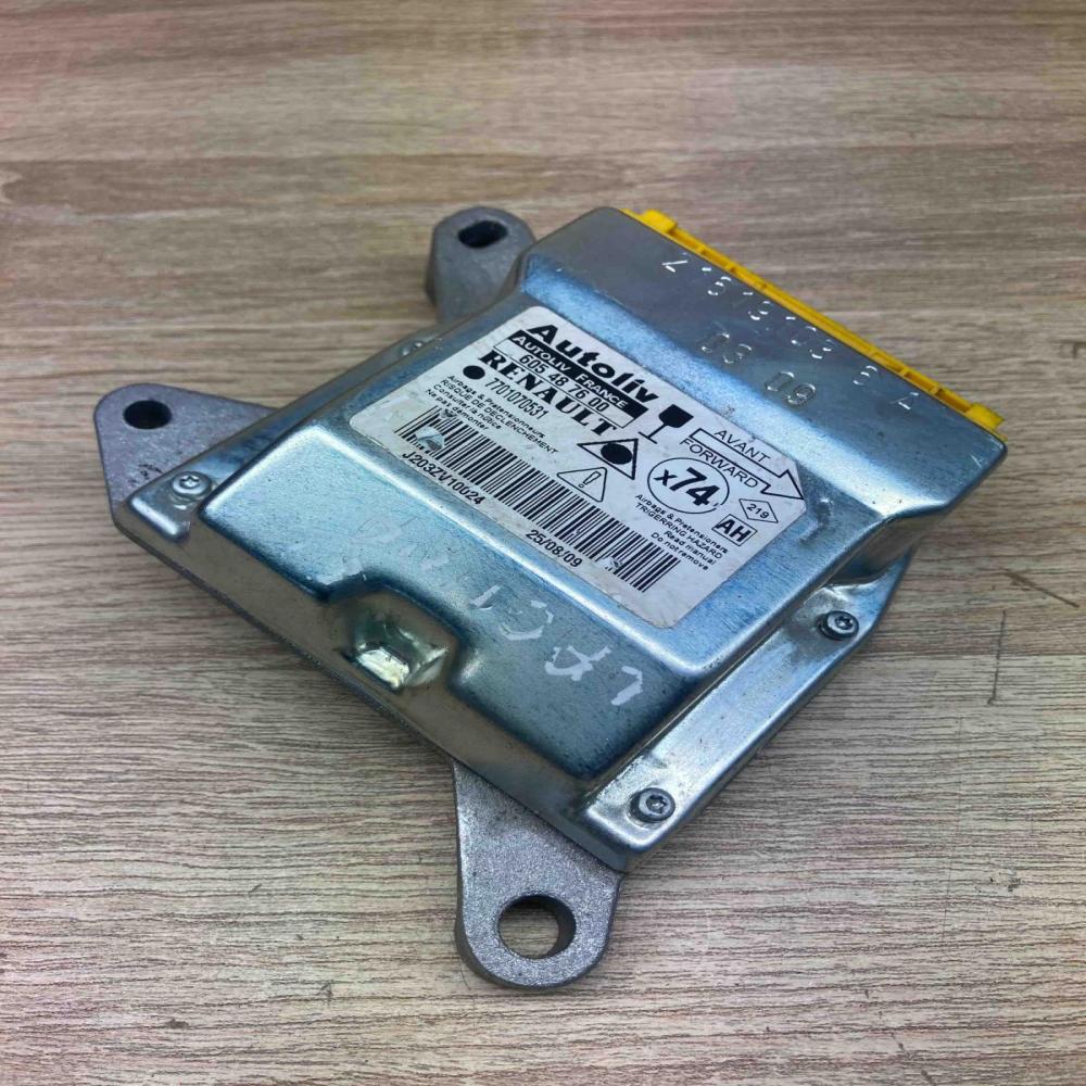605487600 770107531  Airbag control unit/module Renault Laguna II