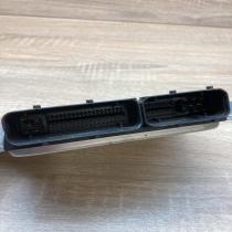 038906019AJ 0281010303 10PN Engine control unit/module ECU Volkswagen PASSAT B5.