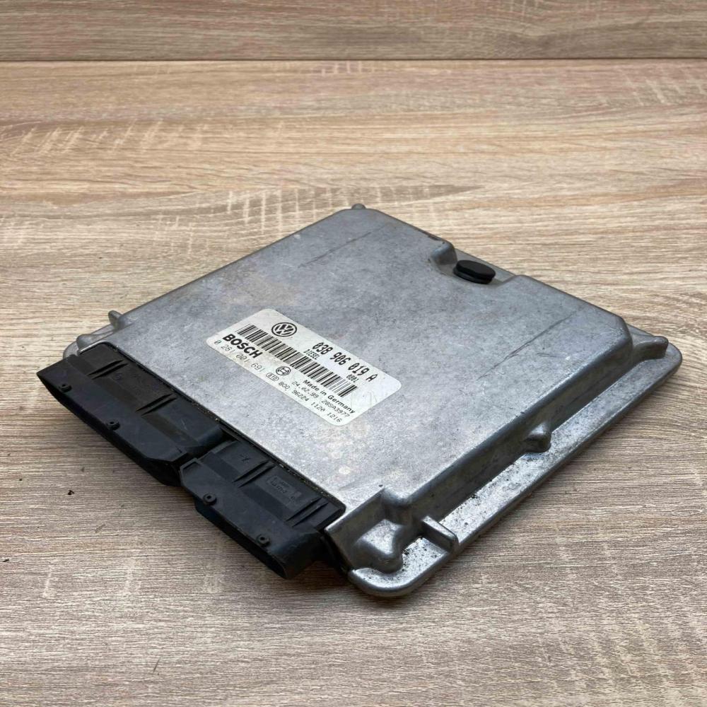 038906019A 0281001691  Engine control unit/module ECU Volkswagen PASSAT B5