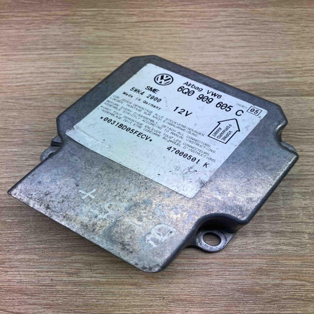 6Q0909605C 5WK2809  Airbag control unit/module Volkswagen PASSAT B5
