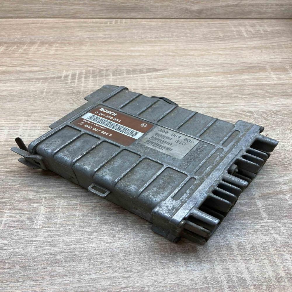 8A0907404F 0261200864  Engine control unit/module ECU Volkswagen PASSAT B3