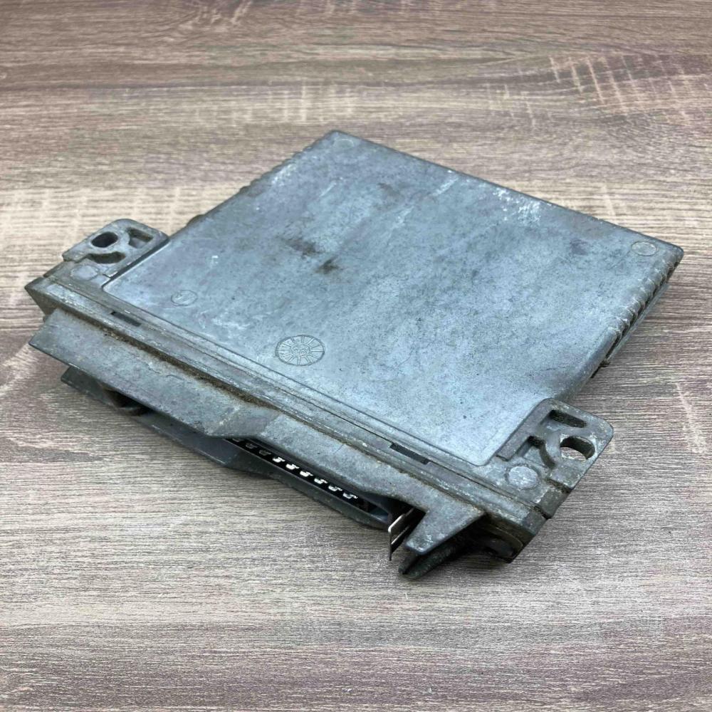 HOM7700111342 R04080017B  Engine control unit/module ECU Renault Megane II