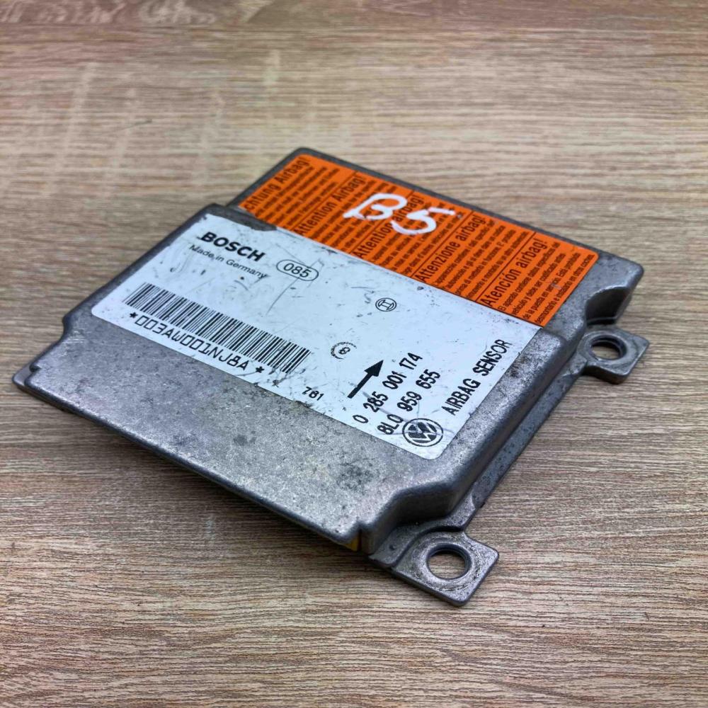 8L0959655 5WK2801  Airbag control unit/module Volkswagen PASSAT B5