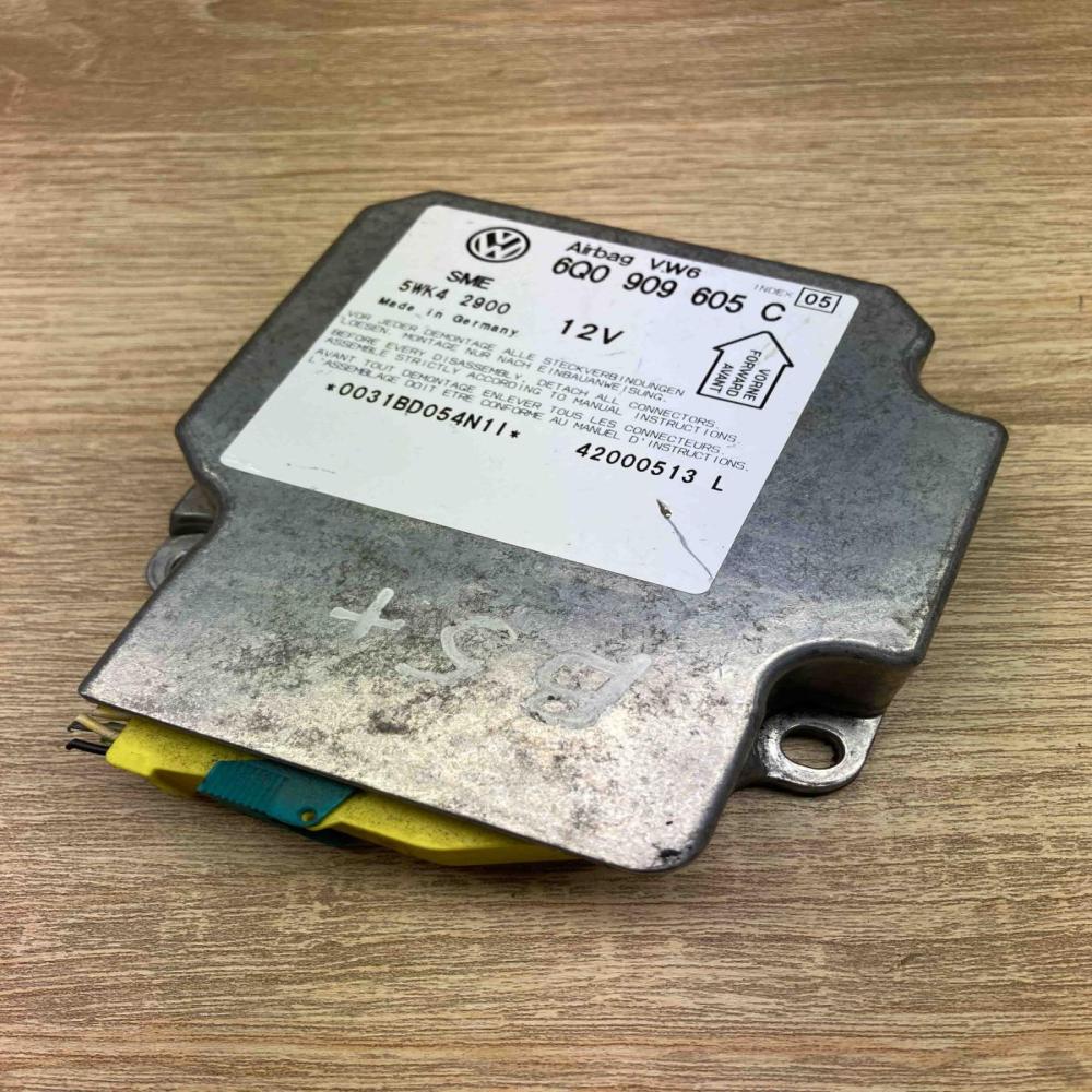 6Q0909605C 5WK2900  Airbag control unit/module Volkswagen PASSAT B5