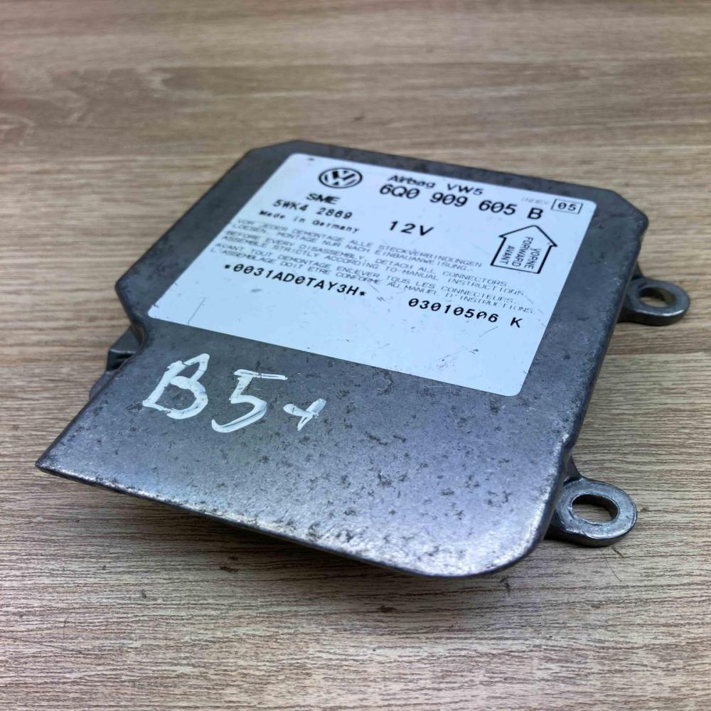6Q0909605B 5WK42869  Airbag control unit/module Volkswagen PASSAT B5.5