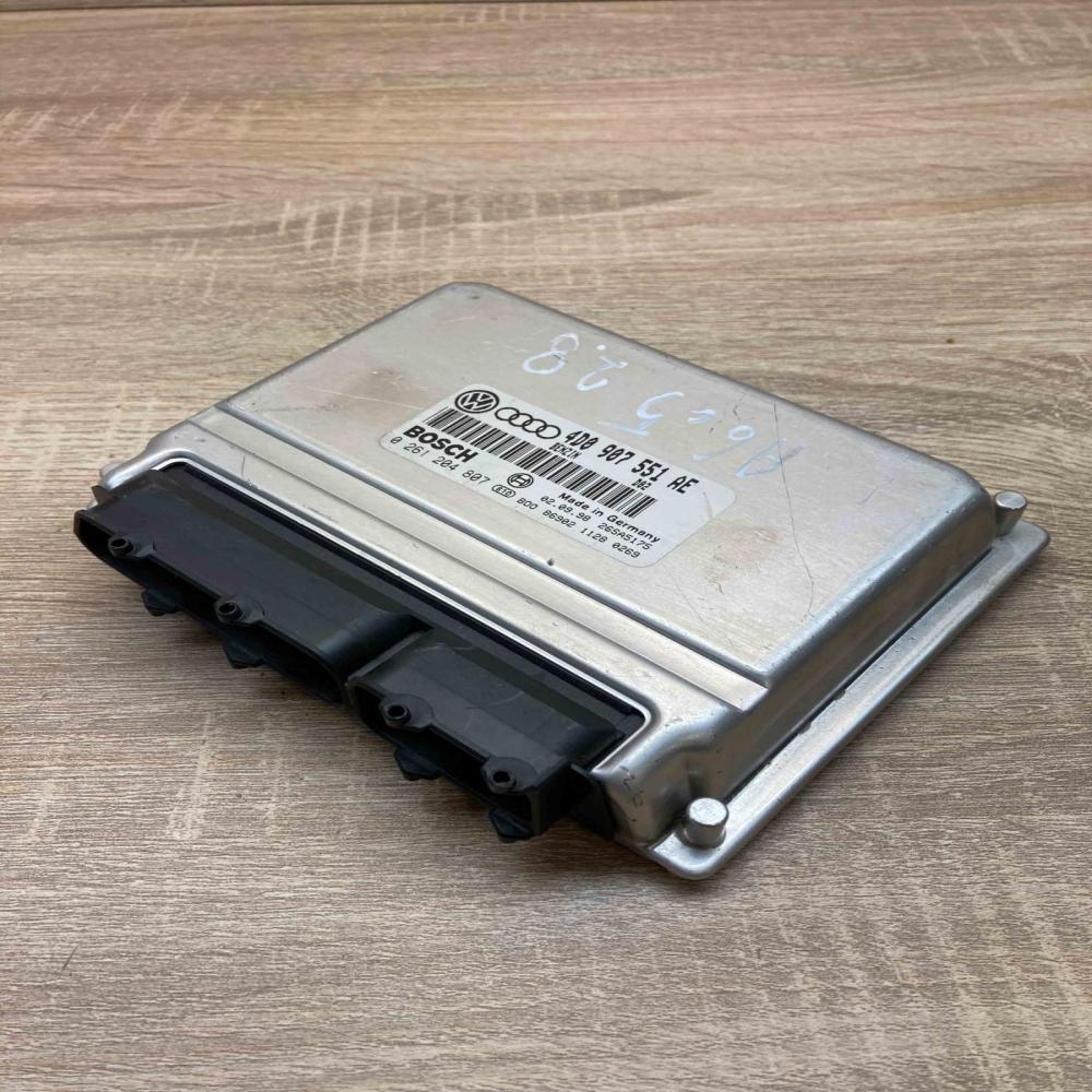 4D0907551AE 0261204807  Engine control unit/module ECU Audi A4 S4 B5 8D