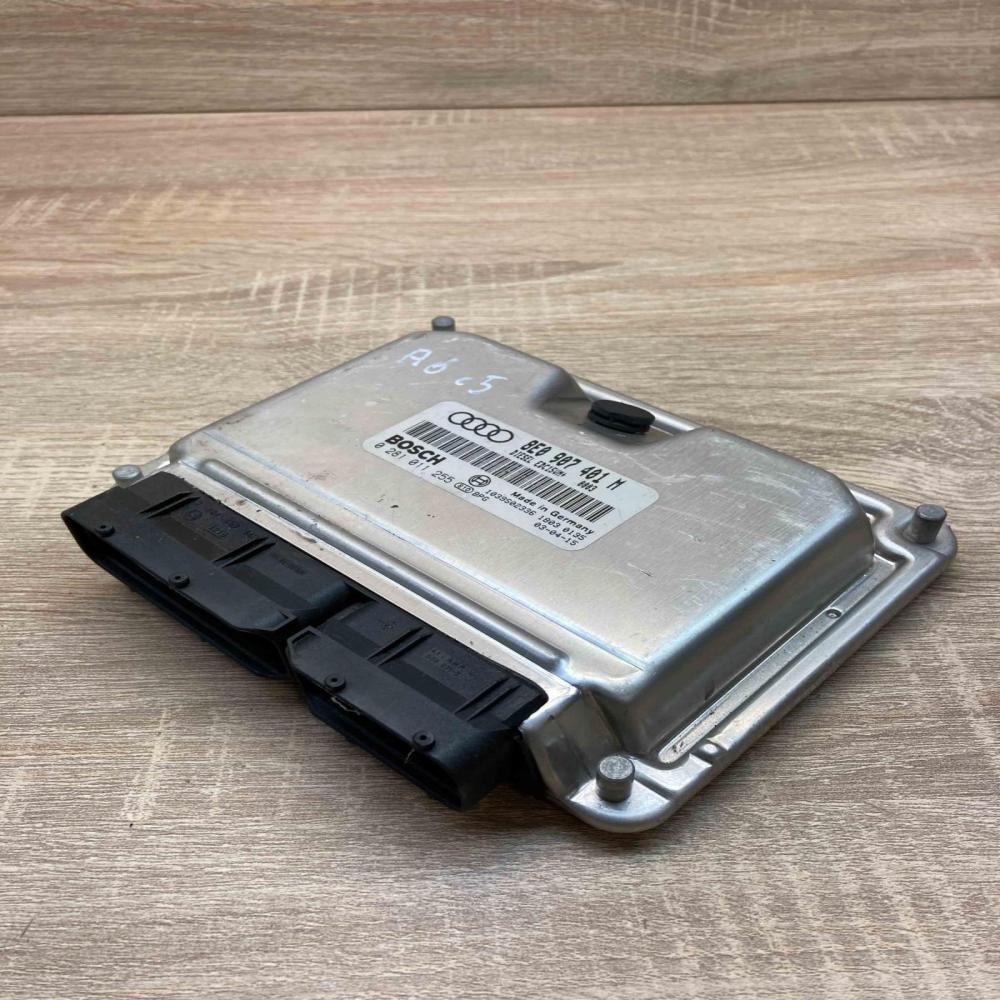 8E0907401M 0281011255  Engine control unit/module ECU Audi A6 S6 C5 4B