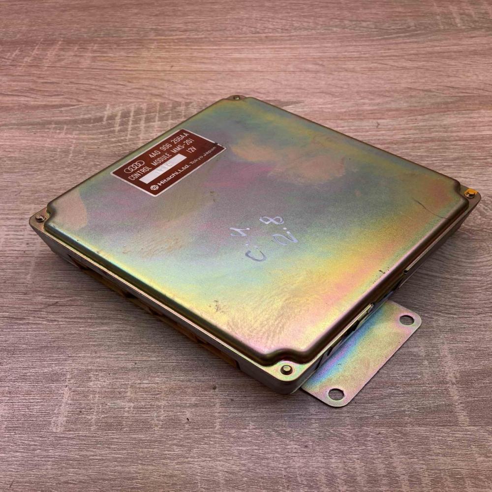 4A0906266AA 1Y18  Engine control unit/module ECU Audi 100 S4 C4