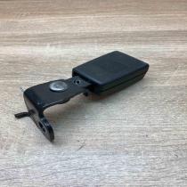 335161B   Middle seatbelt buckle (rear) Audi A6 S6 C4 4A