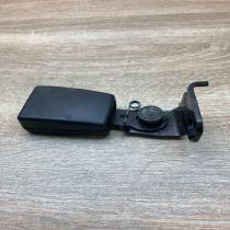 335161B   Middle seatbelt buckle (rear) Audi A6 S6 C4 4A