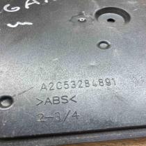 284B12041R S180098201E 2011 Fuse module Renault Megane III