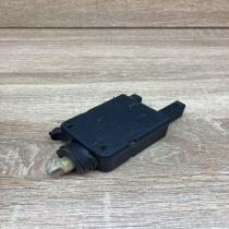 1387609   Central locking motor BMW 3 E36