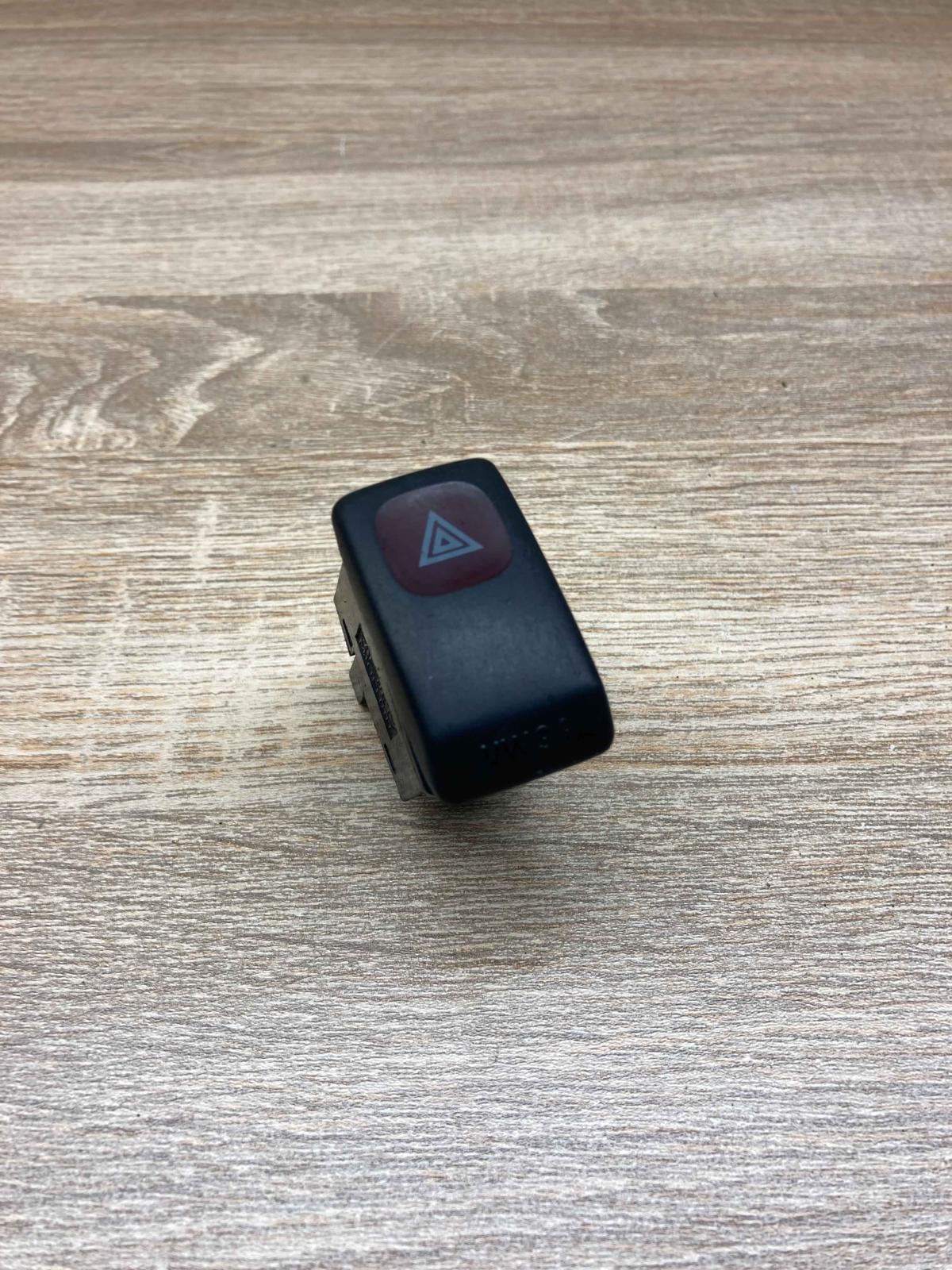 191953235   Hazard light switch Volkswagen Golf II