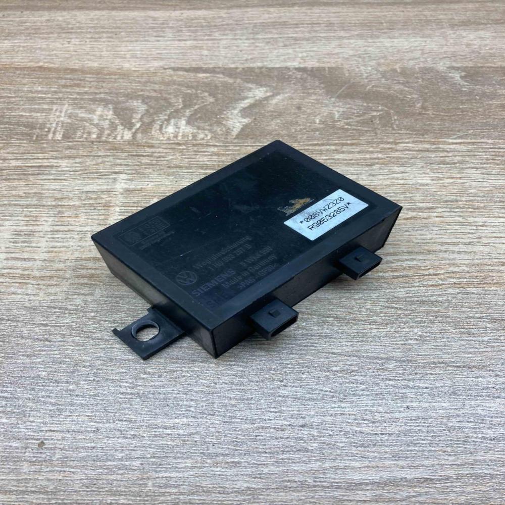 1H0953257B 5WK4590  Immobilizer control unit/module Volkswagen Golf III