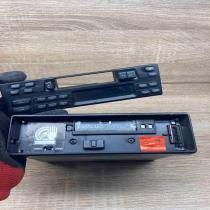 SMC FDS BB 95061805  Radio/CD/DVD/GPS head unit Chrysler Voyager