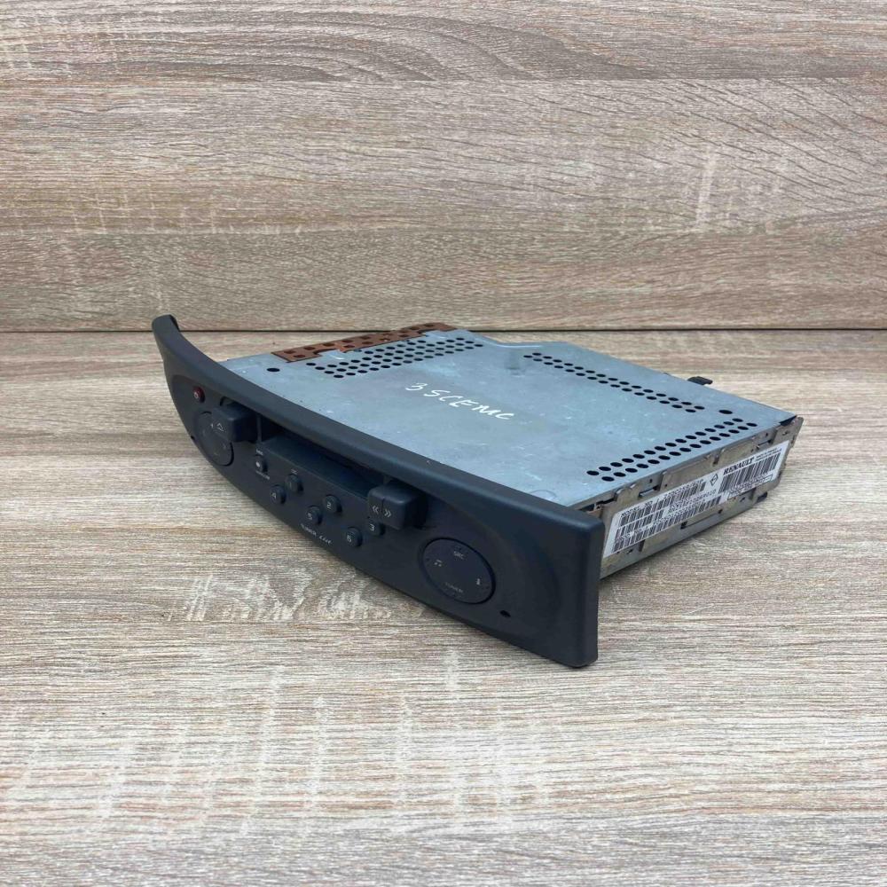 7700434424   Radio/CD/DVD/GPS head unit Renault Scenic I