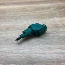 24762   Brake pedal sensor switch Volkswagen Multivan T5