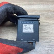 3B0953235B   Hazard light switch Volkswagen PASSAT B5