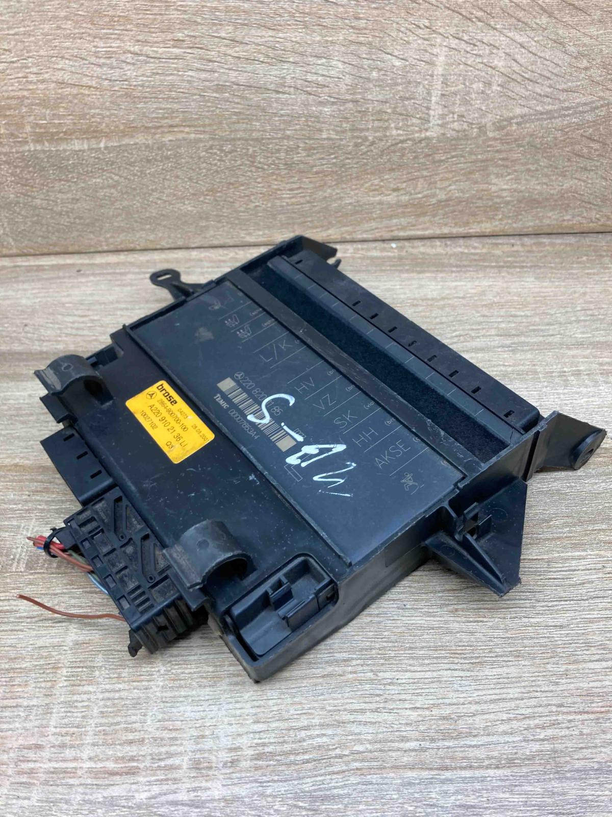 A2209102136 2208201185  Central body control module Mercedes-Benz S W220