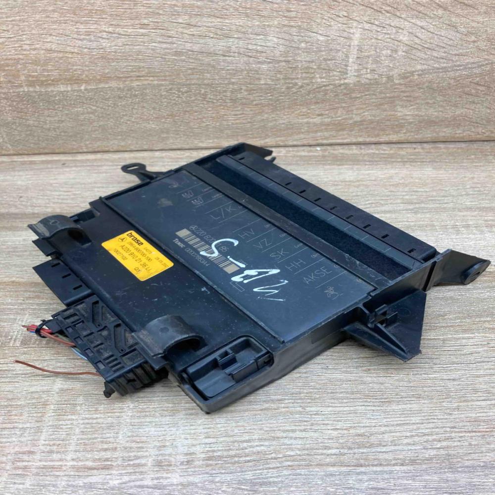 A2209102136 2208201185  Central body control module Mercedes-Benz S W220
