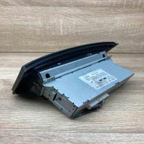 86110 52040 C0   Radio/CD/DVD/GPS head unit Toyota Yaris Verso