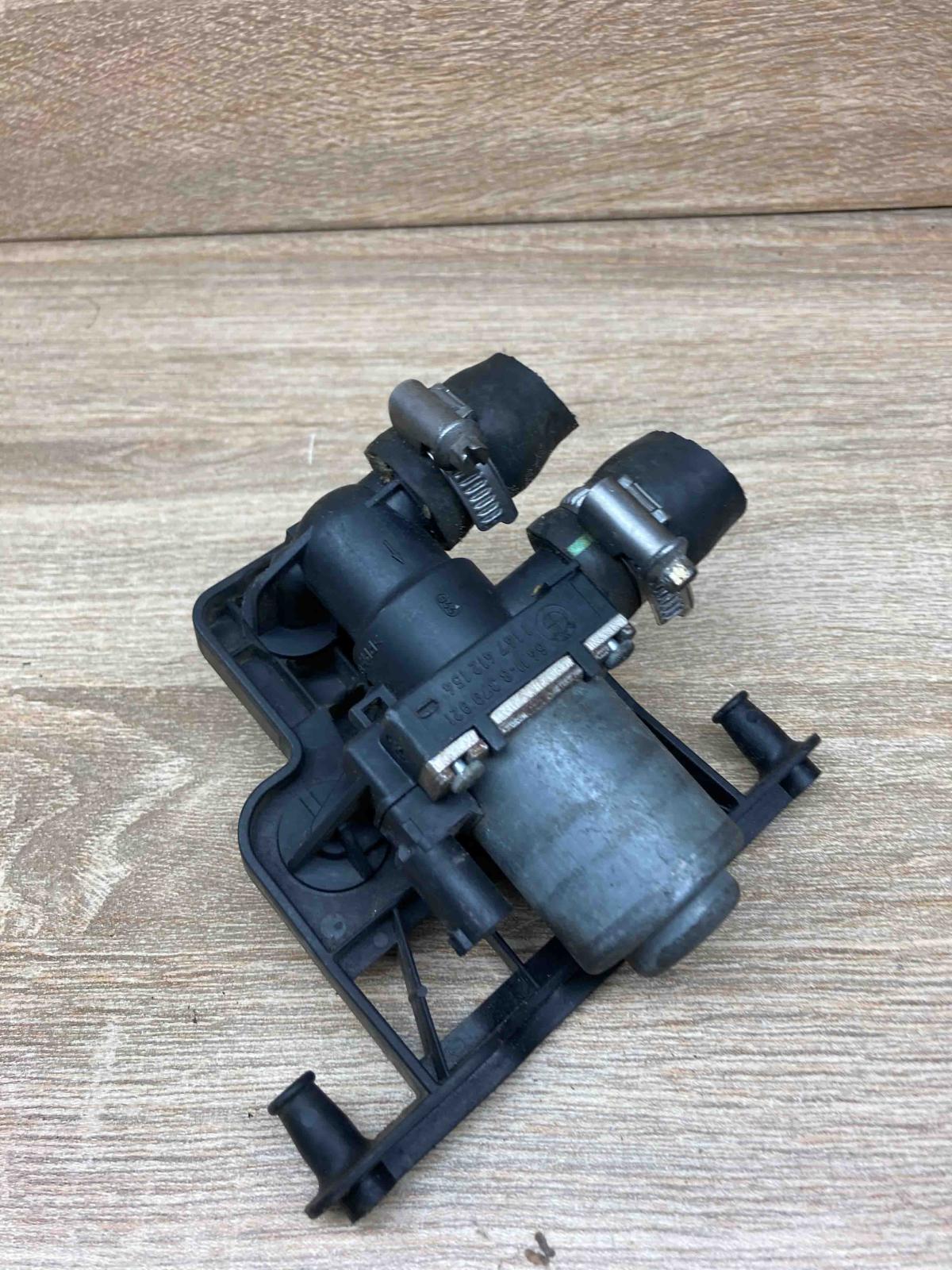 8379921 1147412154  Coolant heater control valve BMW 5 E60 E61