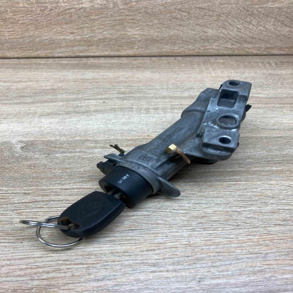 4B0905851C 4B0905849 With Key Ignition lock Volkswagen PASSAT B5.5
