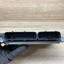038906019EN 281010705  Engine control unit/module ECU Volkswagen PASSAT B5.5