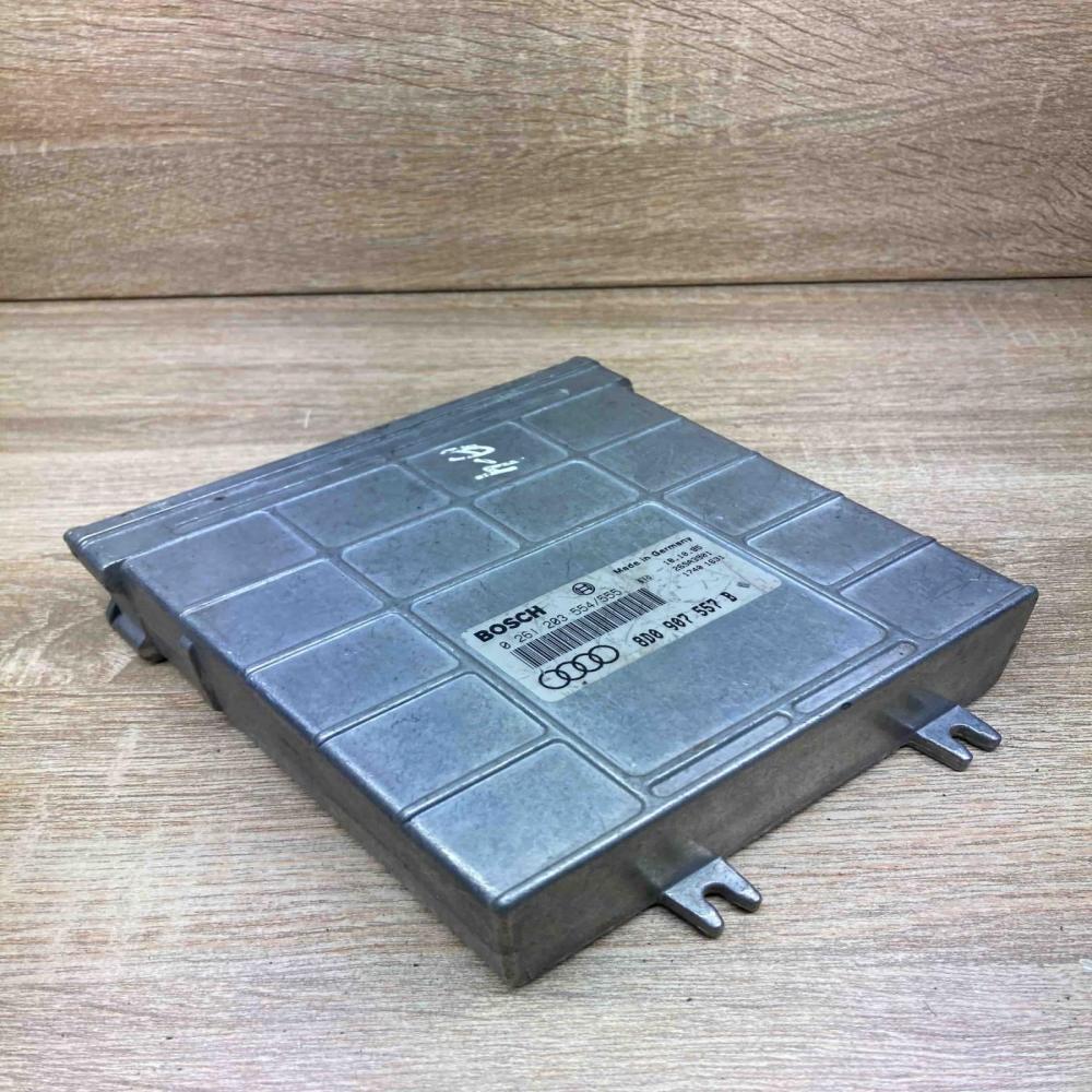 8D0907557B 261203554  Engine control unit/module ECU Audi A4 S4 B5 8D