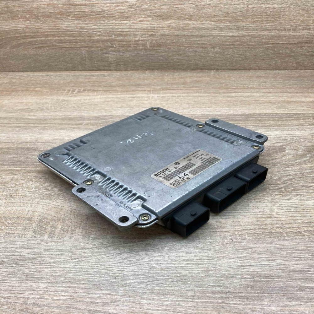 9647472780 0281011081  Engine control unit/module ECU Peugeot 307