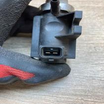 1H0906627A   Turbo solenoid valve Volkswagen PASSAT B5