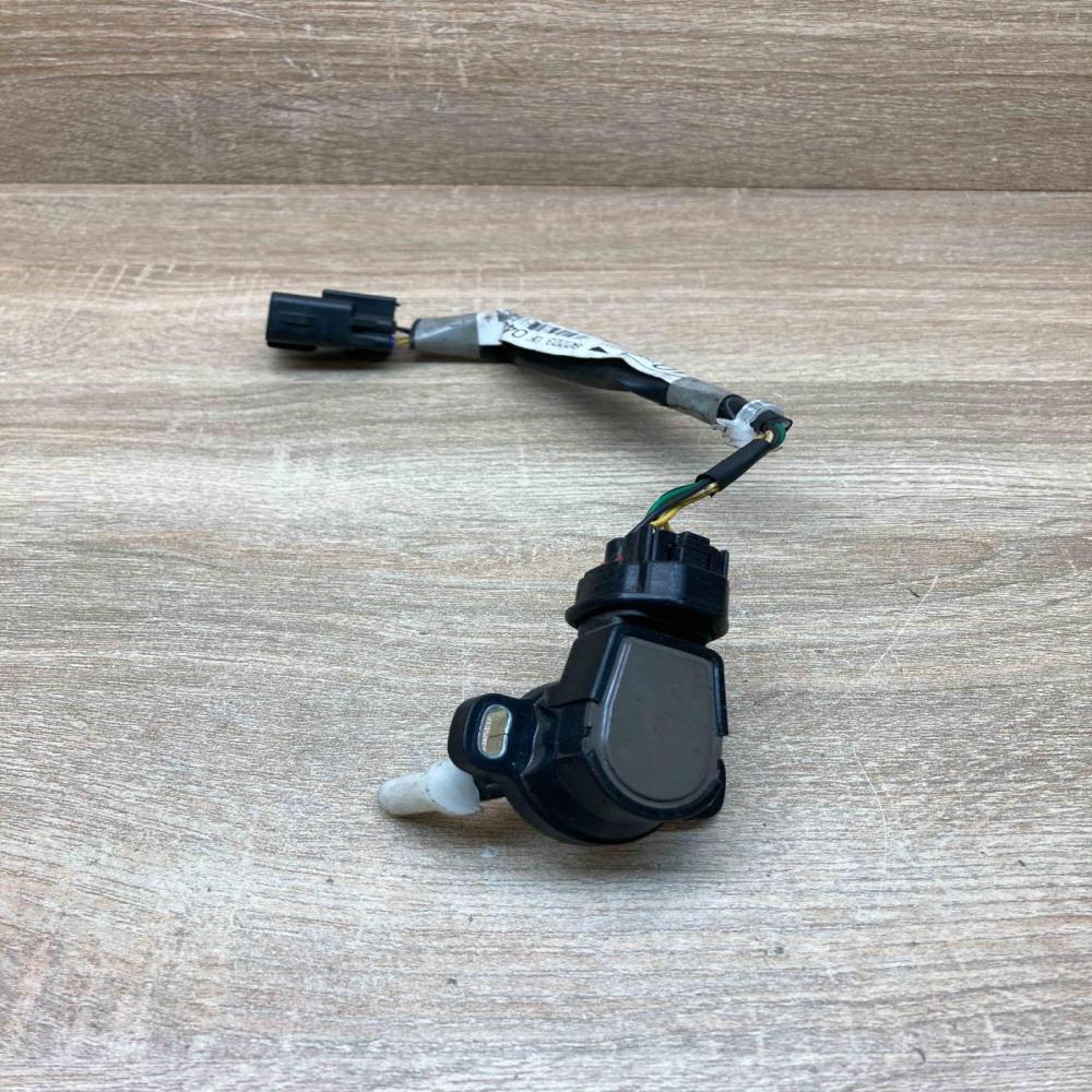 82223 040C 82223 OF 040C  Accelerator pedal position sensor Toyota Corolla Verso