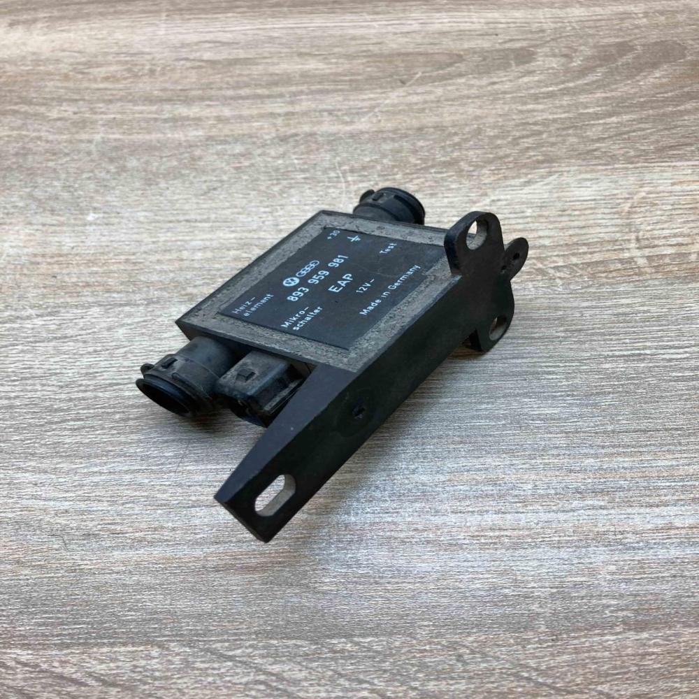 893959981   Door control unit/module Audi 80 90 B3