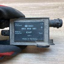 893959981   Door control unit/module Audi 80 90 B3