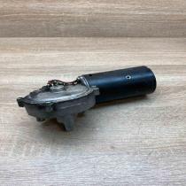 1384758 0390241413  Wiper motor BMW 5 E34