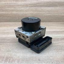 30681619 P30681619  ABS Pump Volvo V70