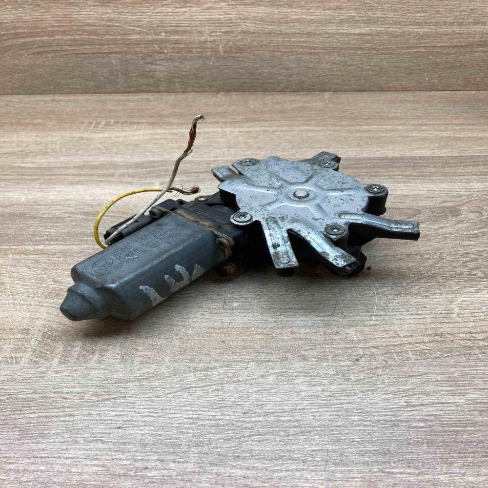 91AB 14A389 C   Front door window regulator motor Ford Focus