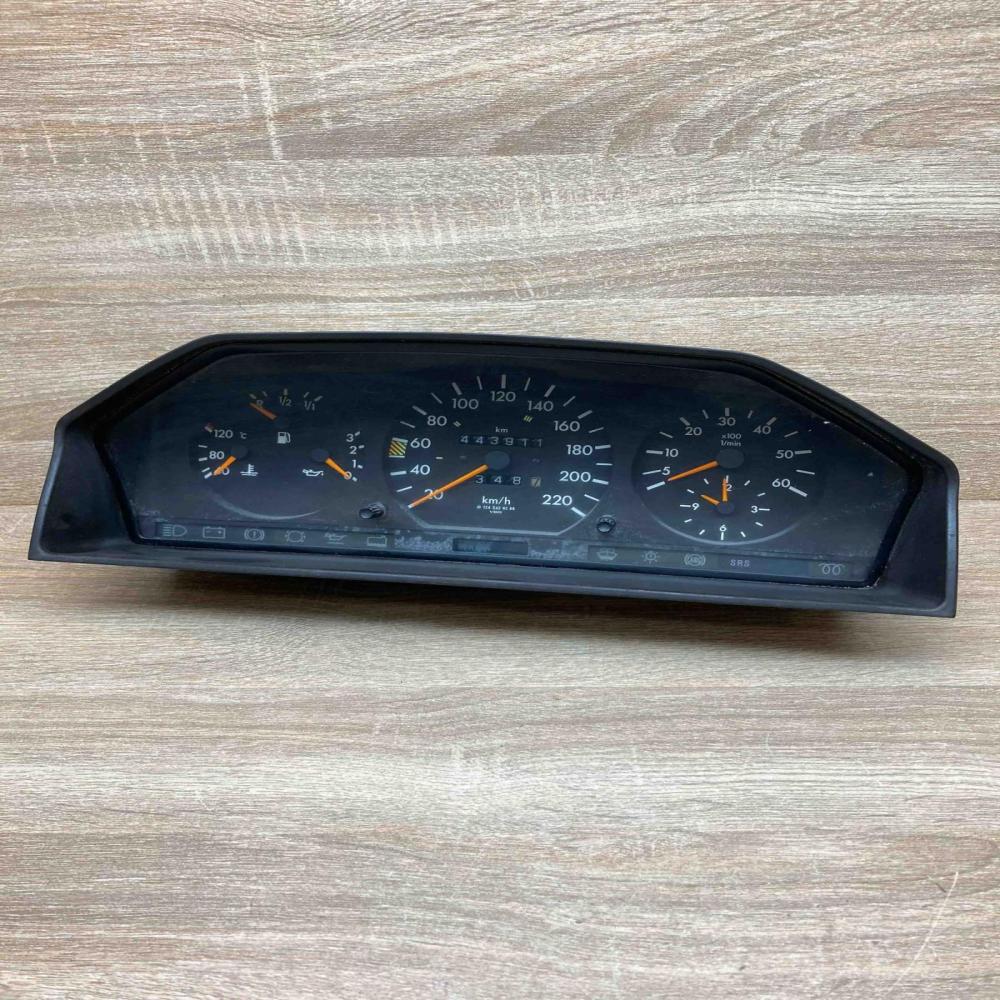 1244407111 110008652  Speedometer (instrument cluster) Mercedes-Benz E W124