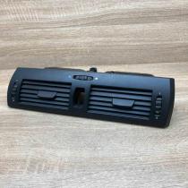 3400074   Dash center air vent grill BMW X3 E83