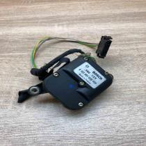 0132801026 Used  Air flap motor/actuator Audi A4 S4 B5 8D