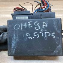 Omega Module Comfort  With Plug Comfort/convenience module Opel Omega B1